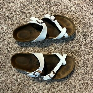 GUC Birkenstocks